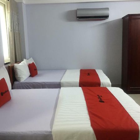 Reddoorz Near Hoa Lu Stadium Ho Chi Minh Zewnętrze zdjęcie