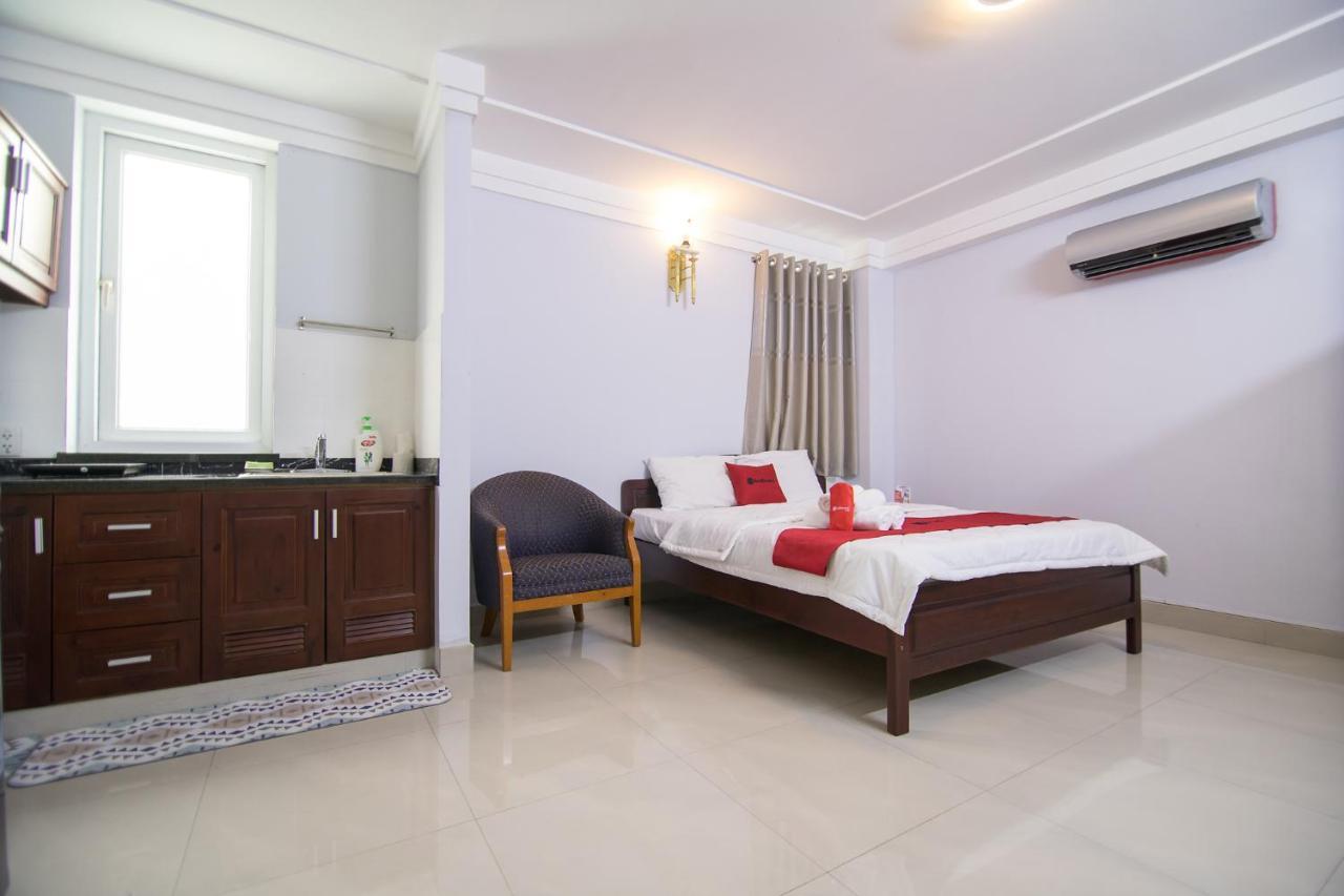 Reddoorz Near Hoa Lu Stadium Ho Chi Minh Zewnętrze zdjęcie
