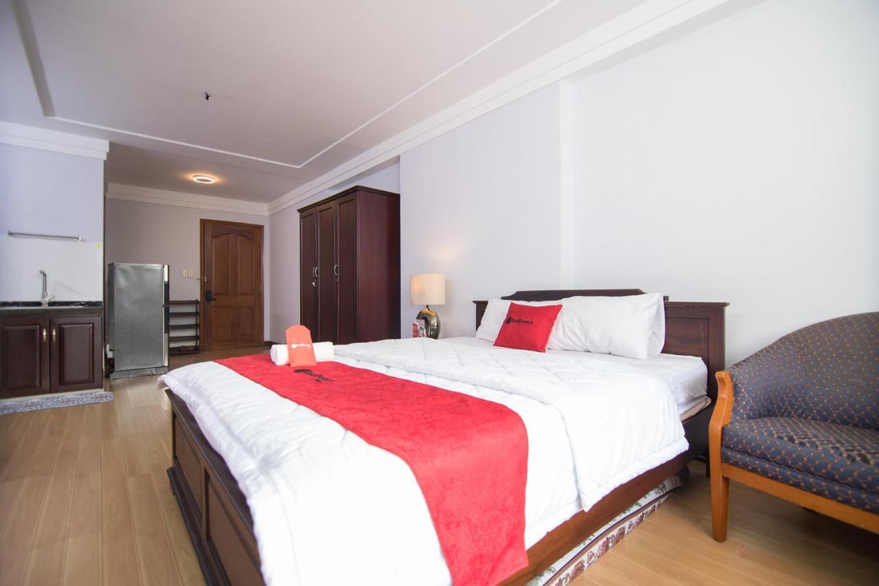 Reddoorz Near Hoa Lu Stadium Ho Chi Minh Zewnętrze zdjęcie
